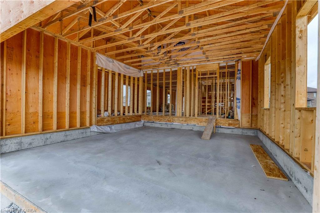 1516 BERKSHIRE Drive, Kingston, Ontario, Canada