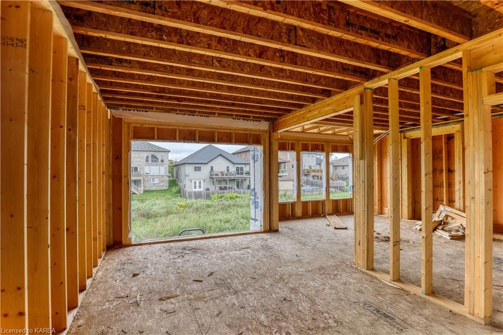 1516 BERKSHIRE Drive, Kingston, Ontario, Canada