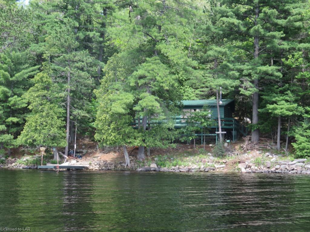 1405 RESTOULE LAKE, Restoule Ontario, Canada