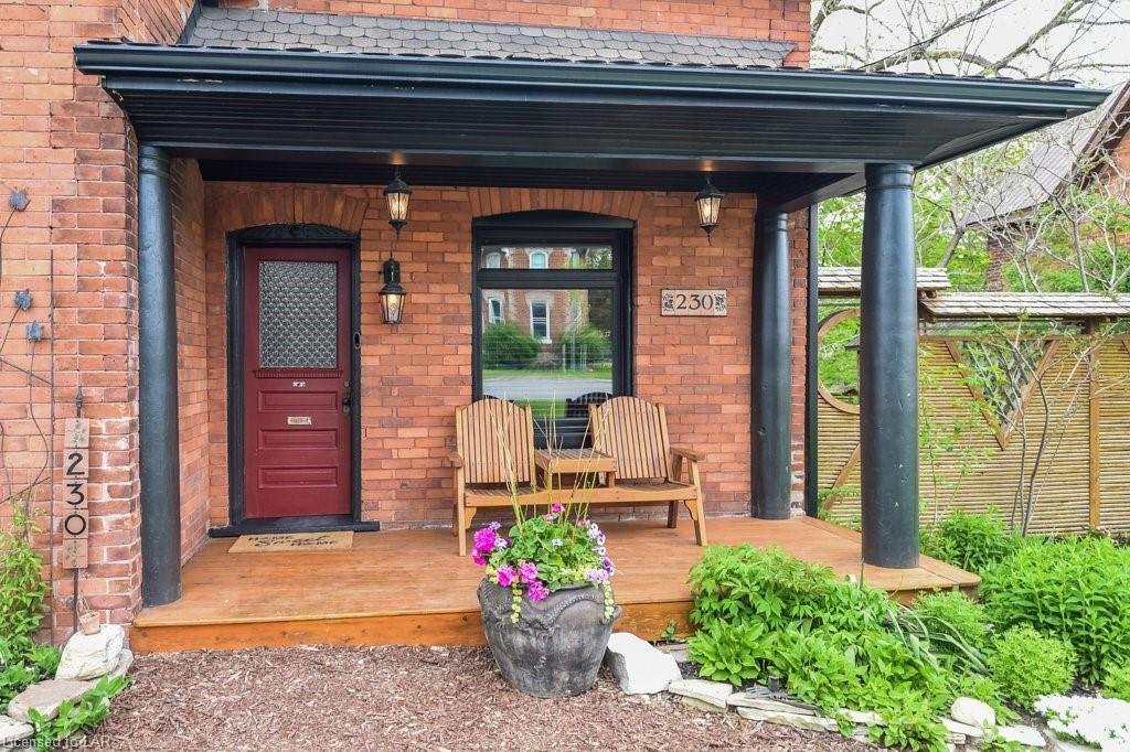 230 MISSISSAGA Street W, Orillia, Ontario, Canada