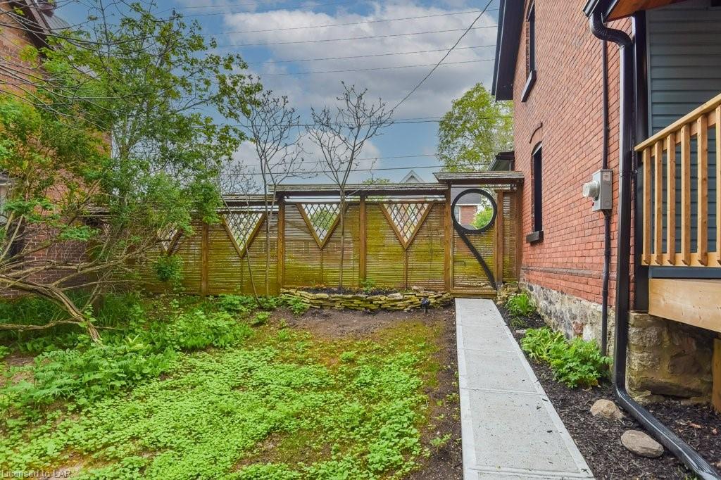 230 MISSISSAGA Street W, Orillia, Ontario, Canada
