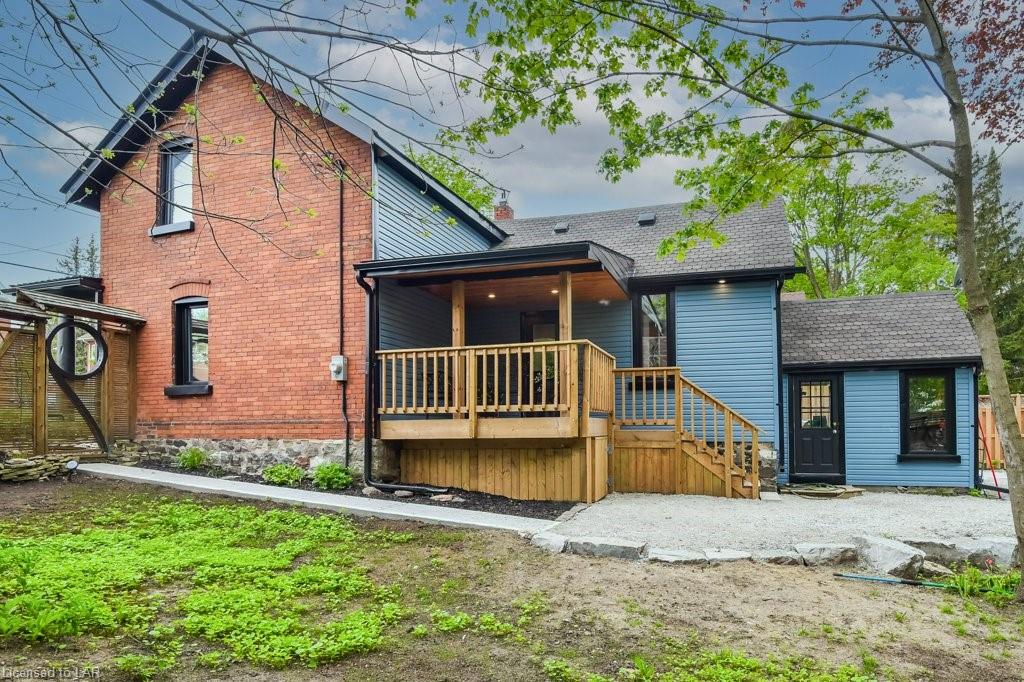 230 MISSISSAGA Street W, Orillia, Ontario, Canada