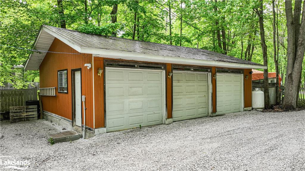 7458 ASH Crescent, Ramara, Ontario, Canada