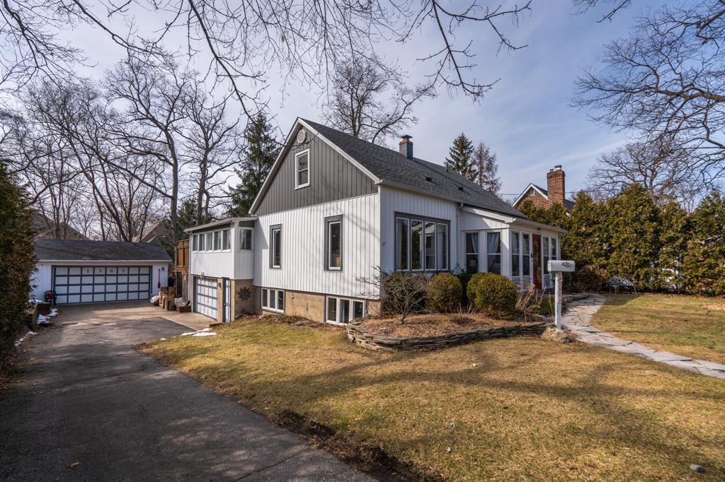 1363 CHRISTINA Street North, Sarnia Ontario, Canada