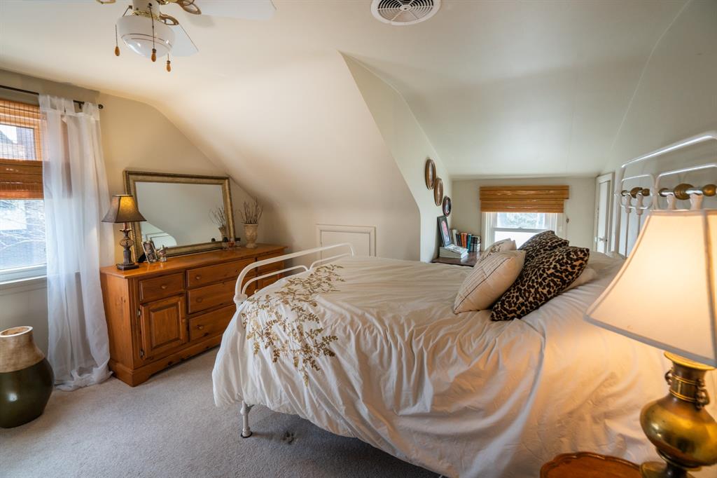 1363 CHRISTINA Street North, Sarnia Ontario, Canada