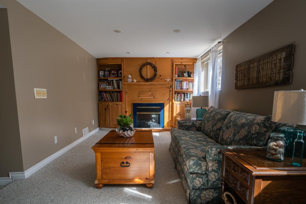 1363 CHRISTINA Street North, Sarnia Ontario, Canada