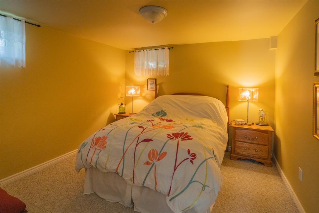 1363 CHRISTINA Street North, Sarnia Ontario, Canada