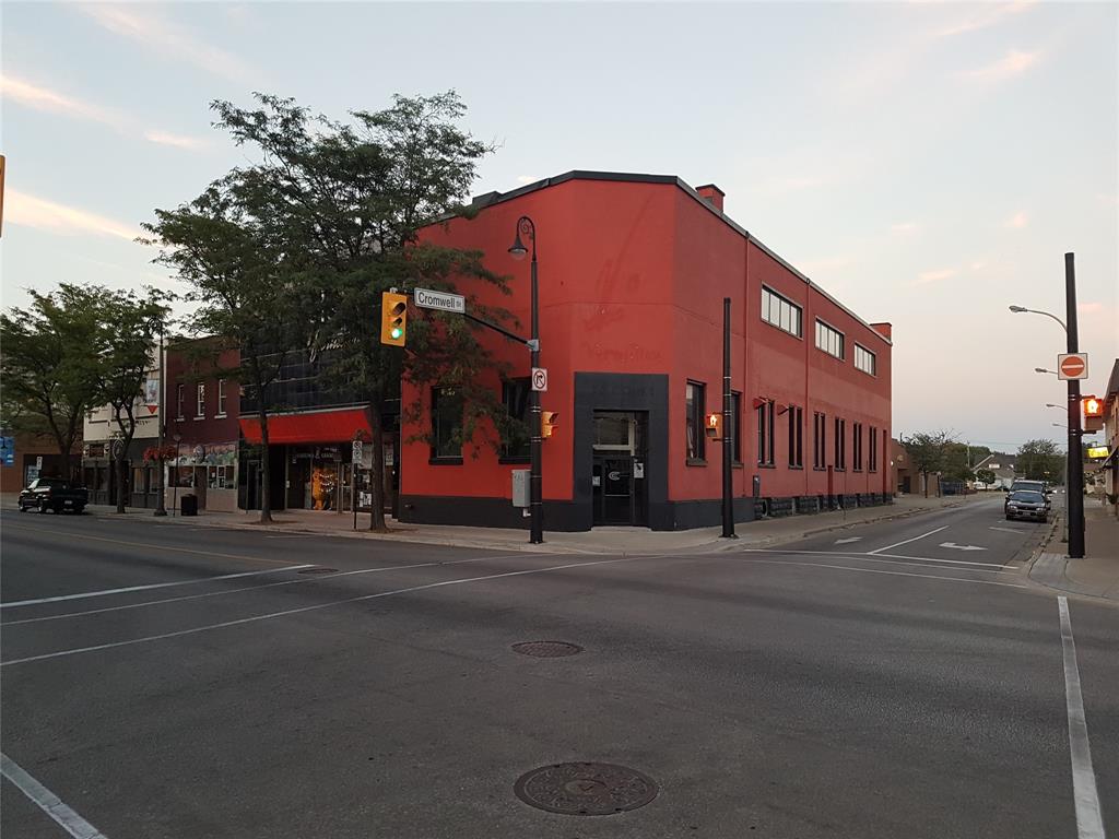 140 CHRISTINA Street North, Sarnia, Ontario, Canada