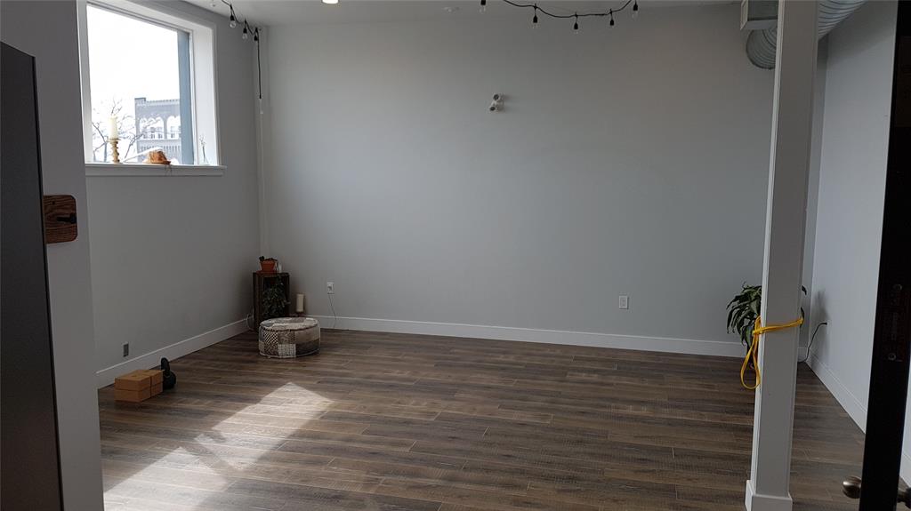 140 CHRISTINA Street North, Sarnia, Ontario, Canada