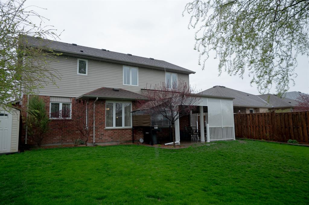108 AUGUSTA Boulevard, Sarnia Ontario, Canada