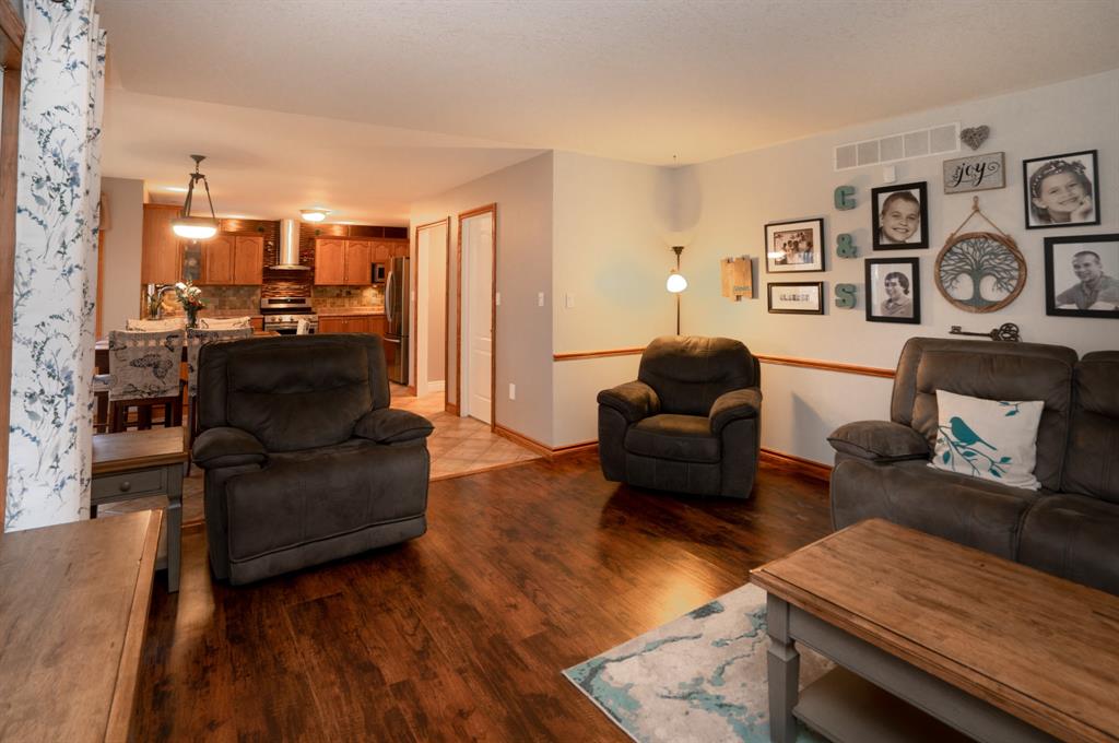 108 AUGUSTA Boulevard, Sarnia Ontario, Canada