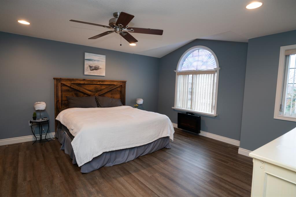 108 AUGUSTA Boulevard, Sarnia Ontario, Canada