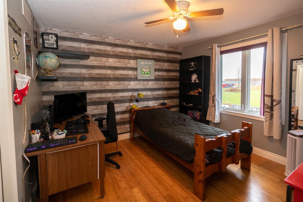 108 AUGUSTA Boulevard, Sarnia Ontario, Canada