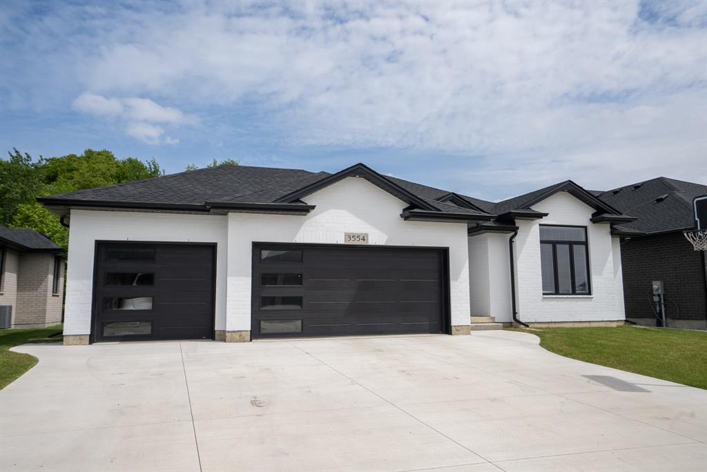 3554 MIA Lane, Plympton-Wyoming, Ontario, Canada