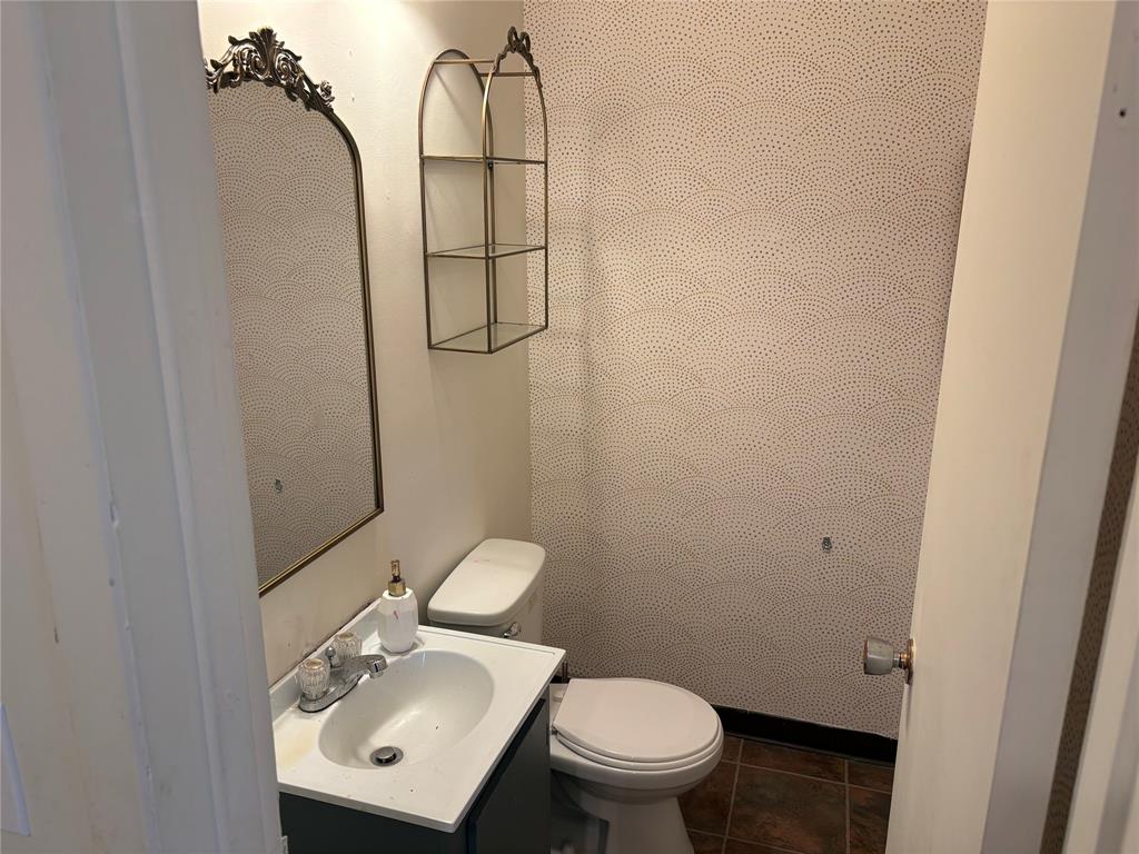 200 LOCHIEL Street, Sarnia, Ontario, Canada photo 14