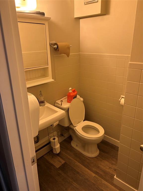 200 LOCHIEL Street, Sarnia, Ontario, Canada photo 30
