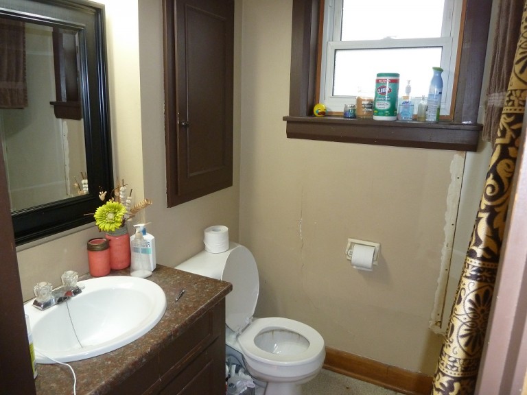 15 King St., Tillsonburg Ontario, Canada