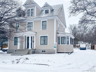 52 Shore Street, Fredericton New Brunswick, Canada