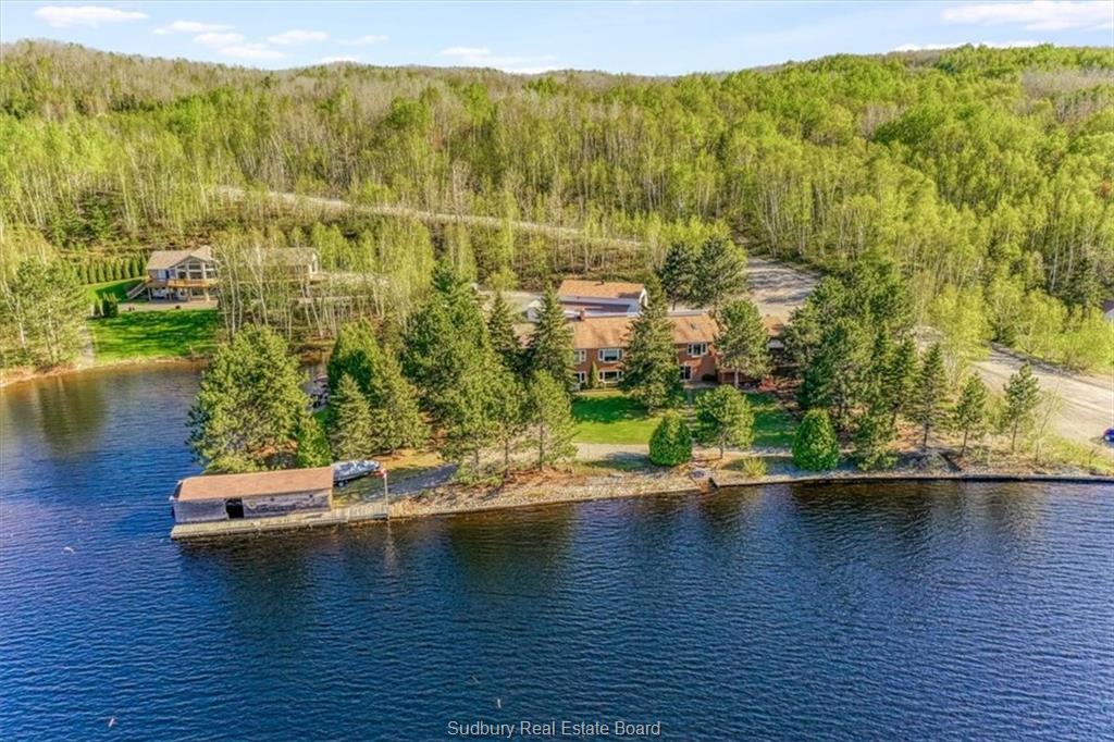 42 bowlands bay road, Skead Ontario, Canada