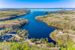 42 Bowlands Bay Road, Skead Ontario