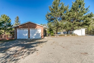 42 Bowlands Bay Road, Skead Ontario