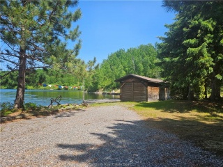 42 Bowlands Bay Road, Skead Ontario