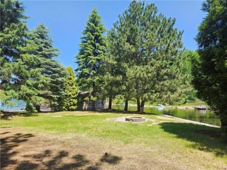 42 Bowlands Bay Road, Skead Ontario