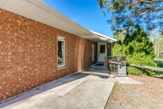 42 Bowlands Bay Road, Skead Ontario