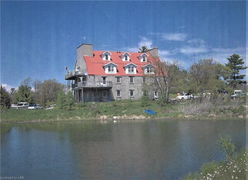 339 SOUTH BAY Road, Honey Harbour Ontario, Canada