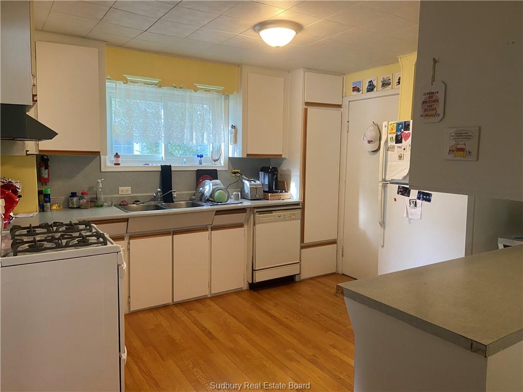 54 Lakeshore Street, Capreol, Ontario, Canada