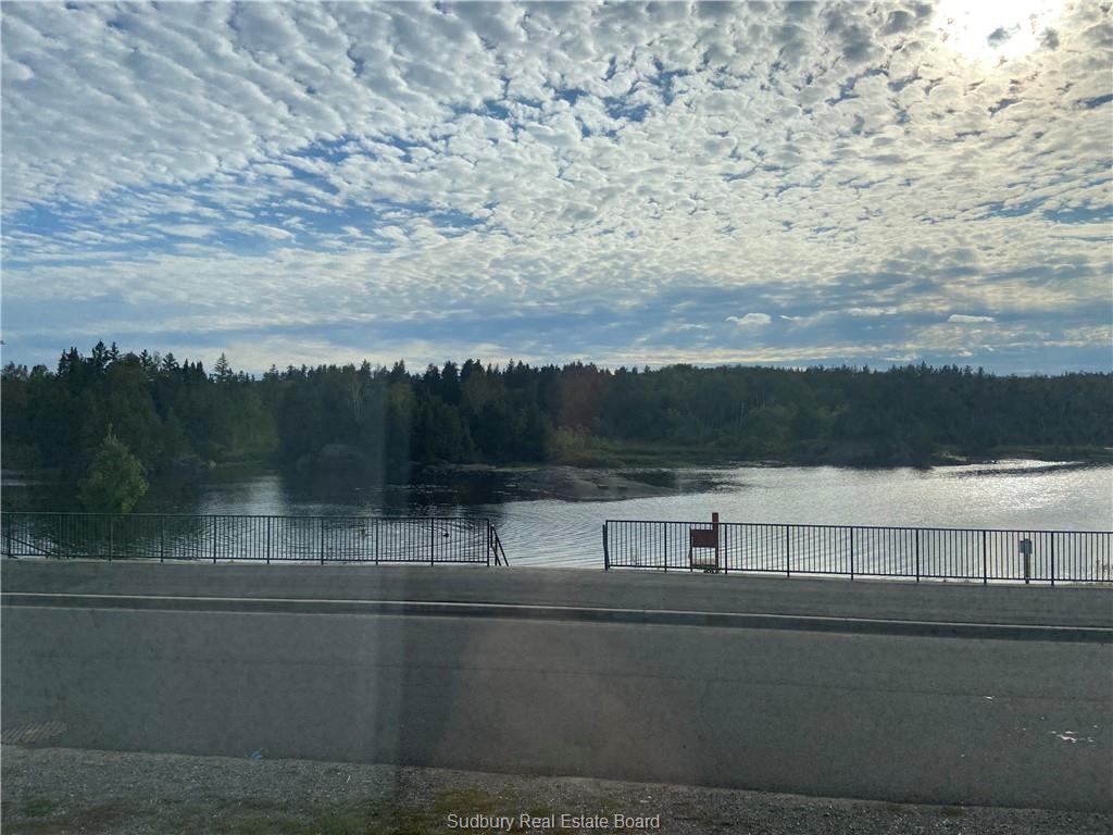 54 Lakeshore Street, Capreol, Ontario, Canada