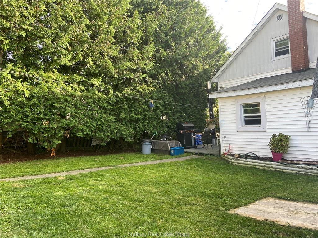 54 Lakeshore Street, Capreol, Ontario, Canada