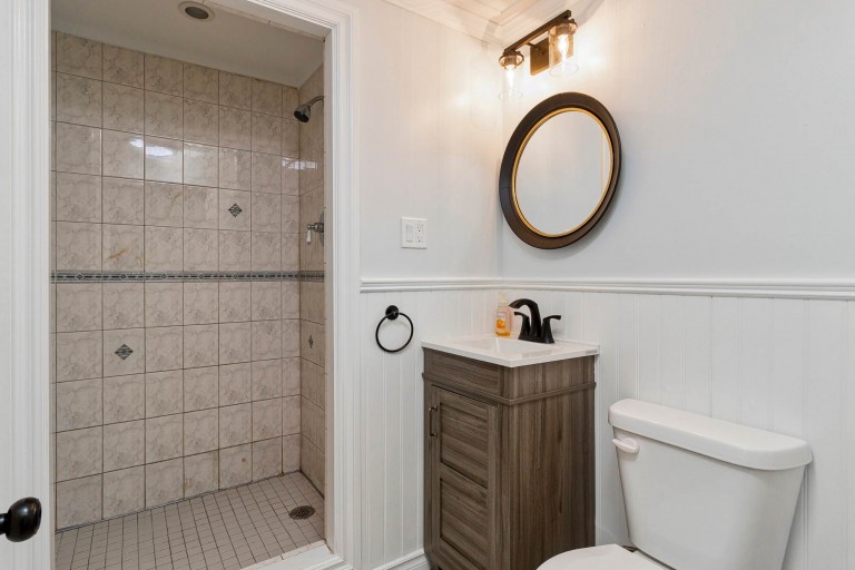 136 Bedford Crescent, Sarnia, Ontario, Canada