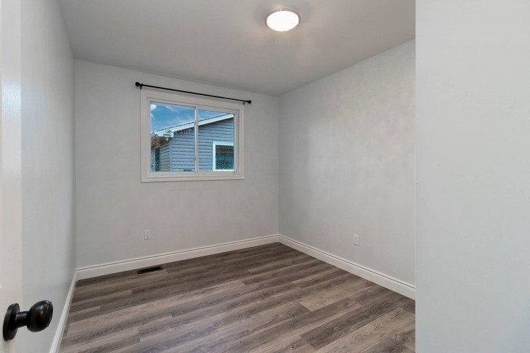 136 Bedford Crescent, Sarnia, Ontario, Canada