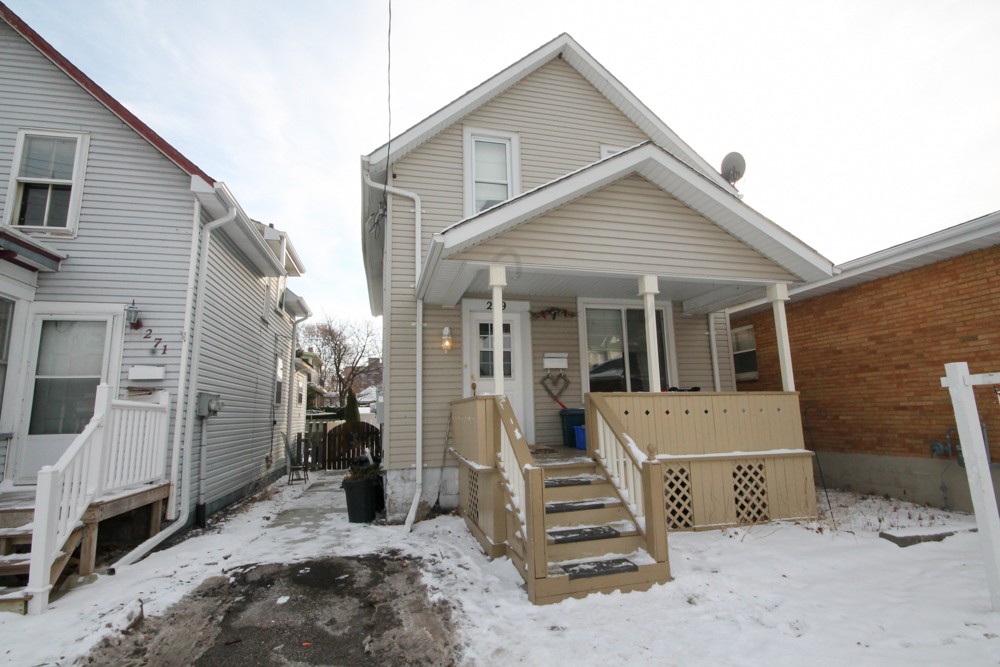 269 CROMWELL ST, Sarnia, Ontario, Canada