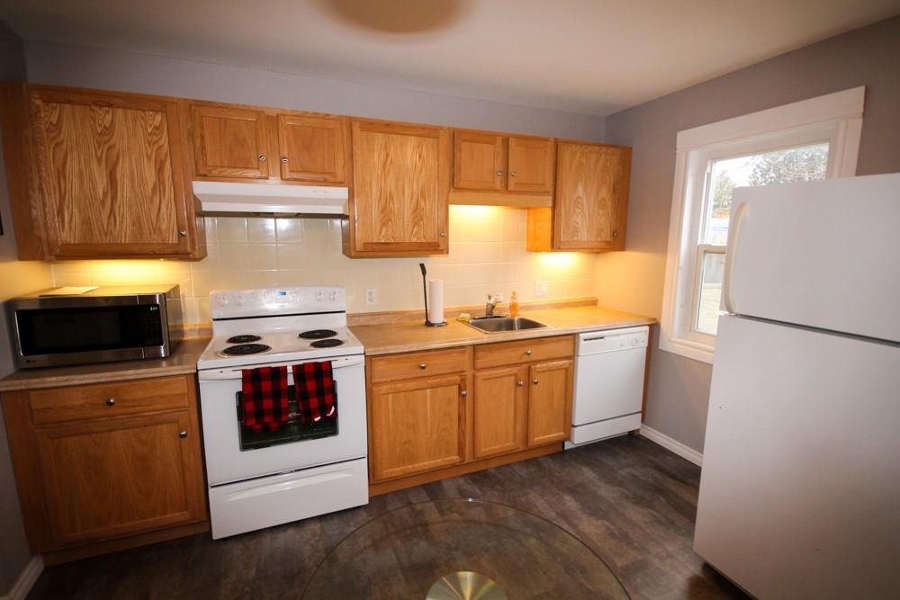 139 EVERGREEN Drive, Sarnia, Ontario, Canada photo 5