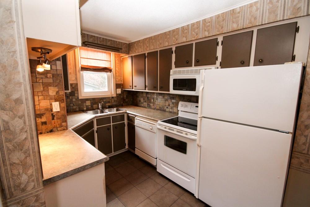 225 MARIA Street, Sarnia, Ontario, Canada photo 4