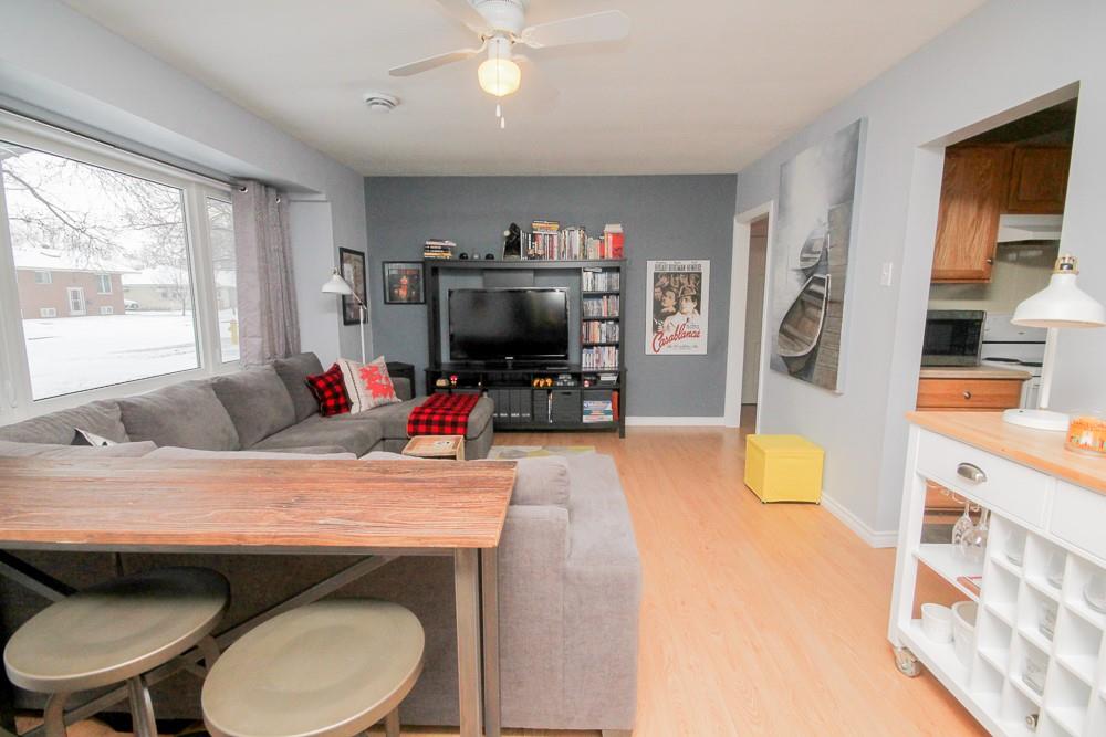 139 EVERGREEN Drive, Sarnia, Ontario, Canada photo 4