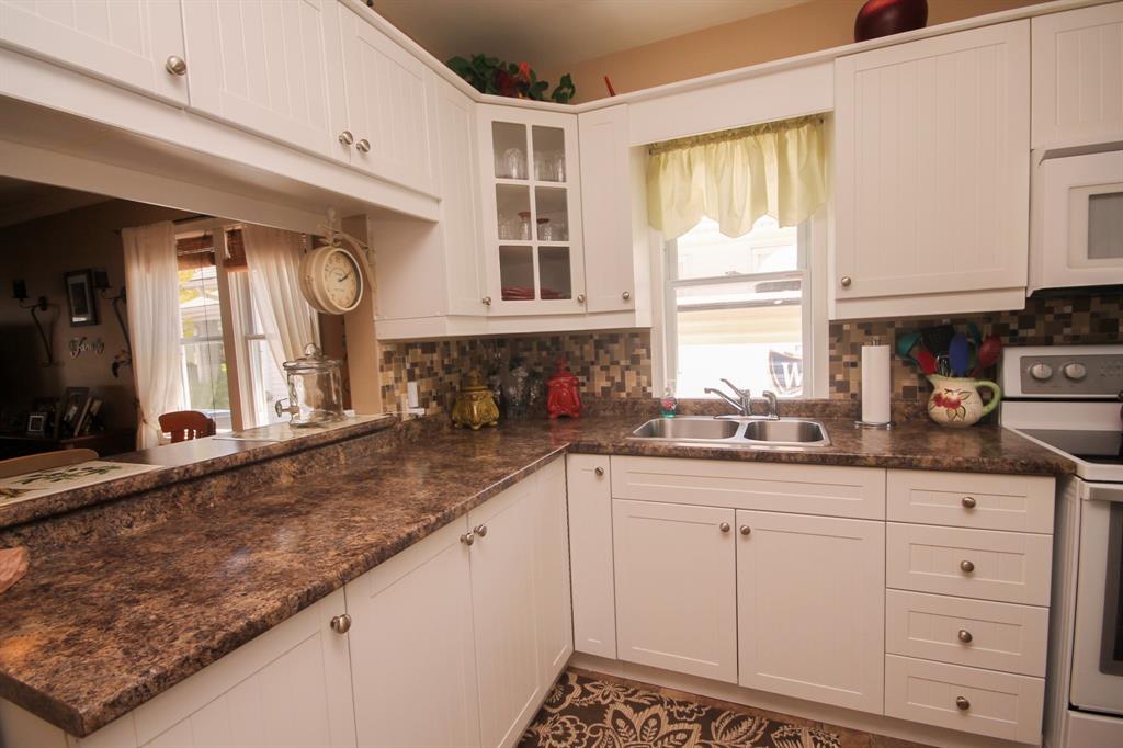 309 SHEPHERD Street, Sarnia, Ontario, Canada photo 9