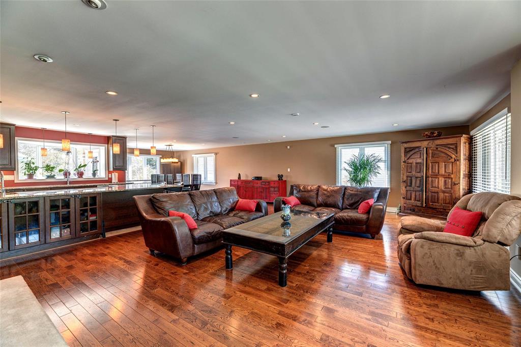 1275 LAKESHORE Road, Sarnia, Ontario, Canada photo 2