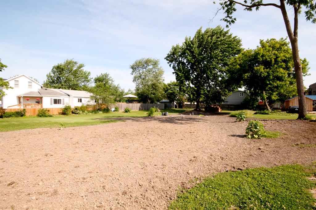 2392 BOSWELL Street, St. Clair, Ontario, Canada photo 3