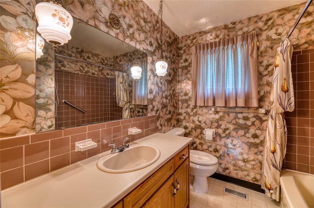1379 MURPHY Road, Sarnia, Ontario, Canada photo 13