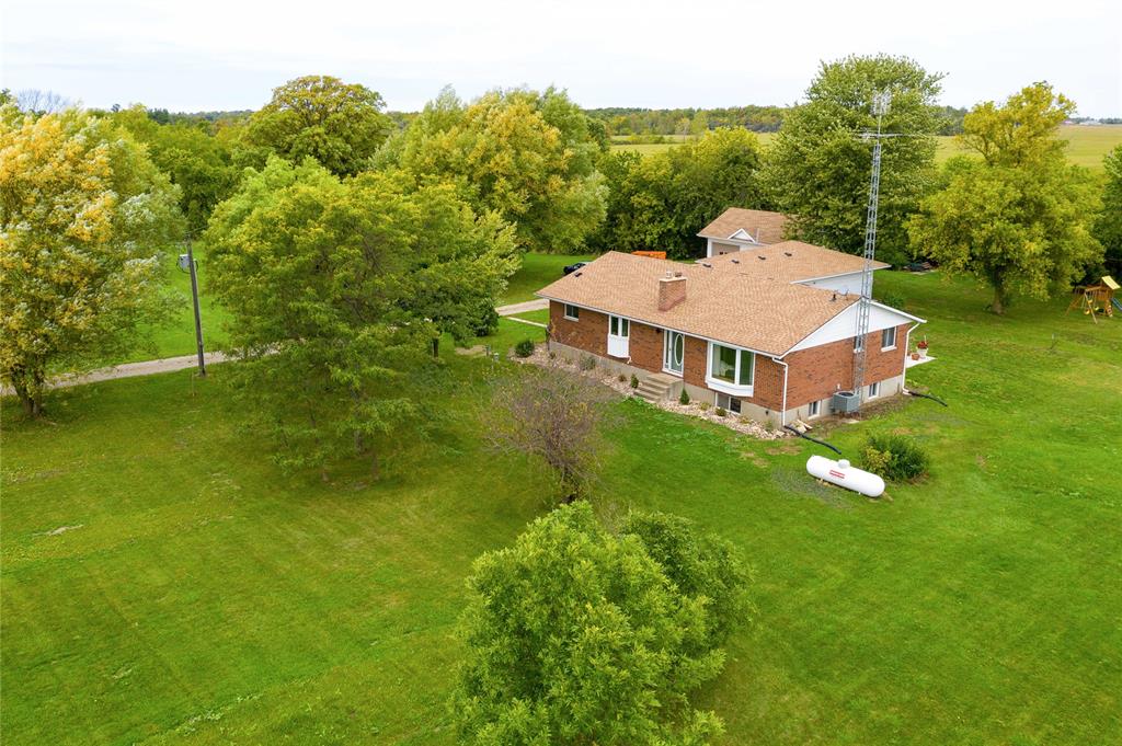 4200 ABERARDER Line, Plympton-Wyoming, Ontario, Canada