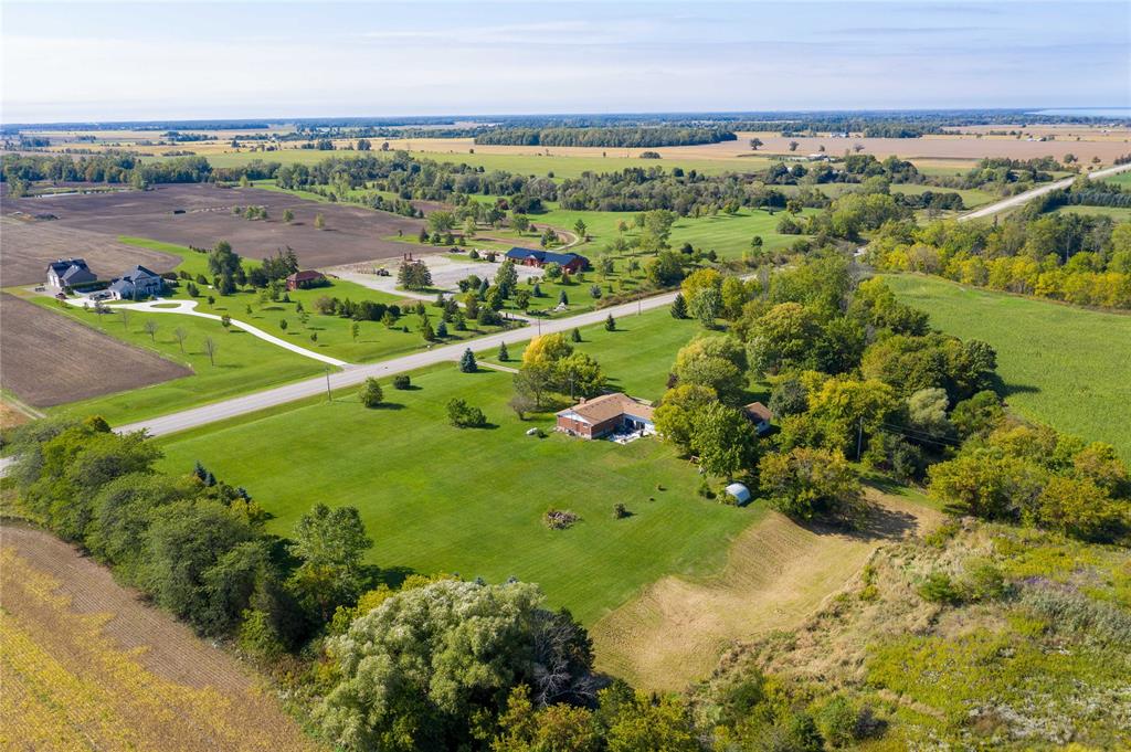 4200 ABERARDER Line, Plympton-Wyoming, Ontario, Canada