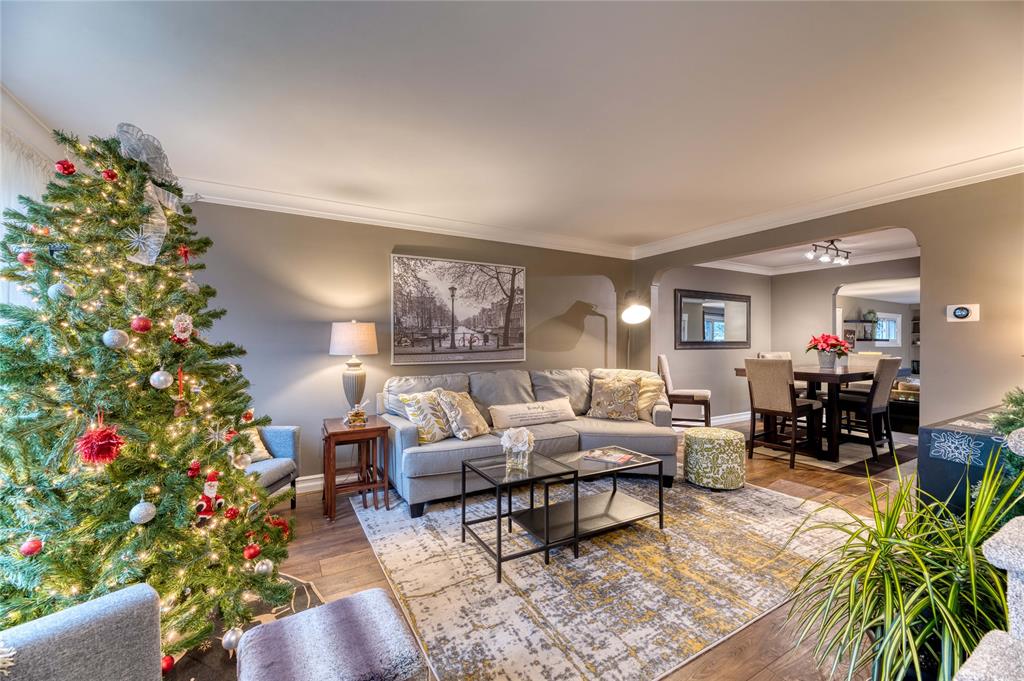 568 HOLLYWOOD Place, Sarnia, Ontario, Canada photo 2