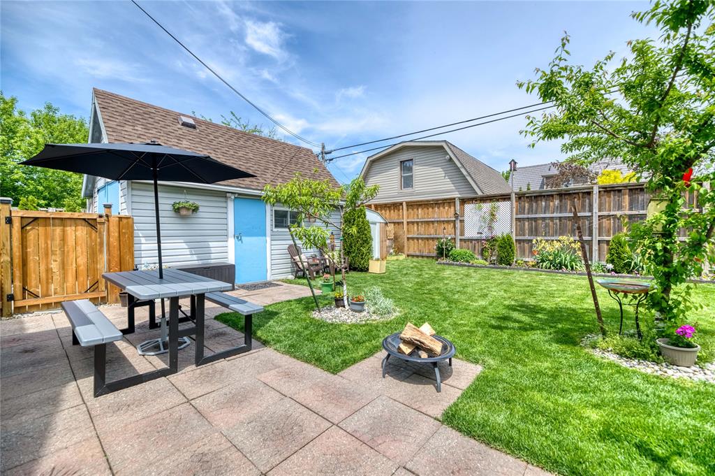 320 BRIGHT Street, Sarnia, Ontario, Canada photo 4