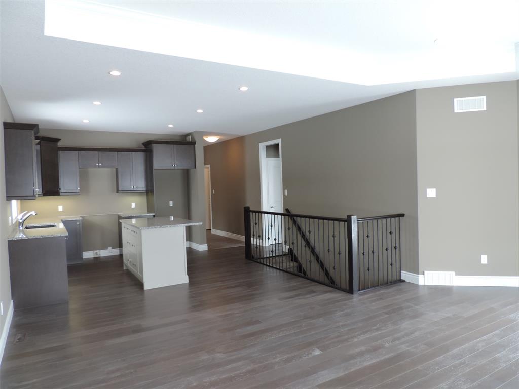 648 Ketter Way, Plympton-Wyoming, Ontario, Canada