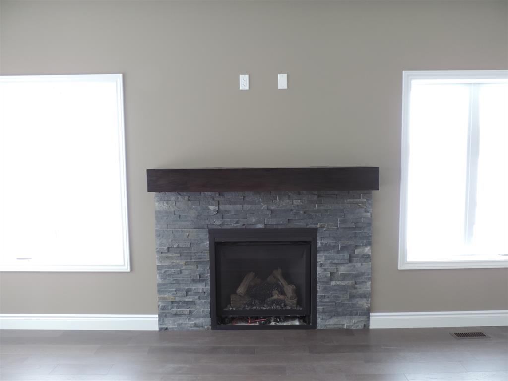648 Ketter Way, Plympton-Wyoming, Ontario, Canada