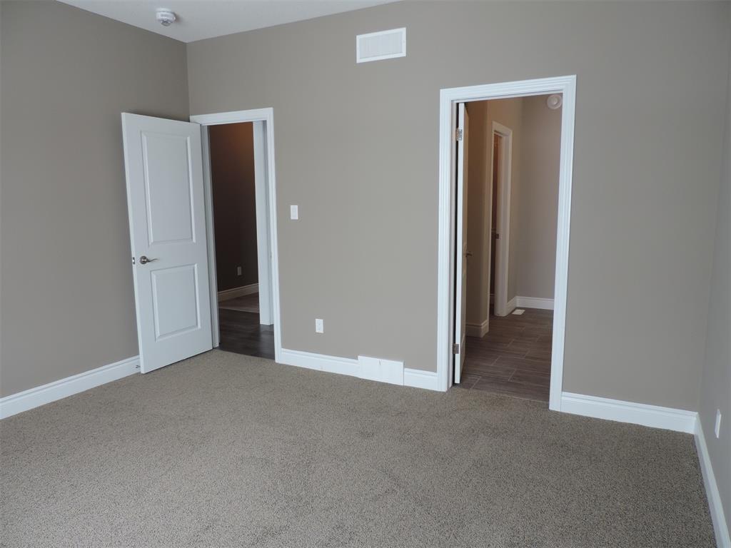 648 Ketter Way, Plympton-Wyoming, Ontario, Canada