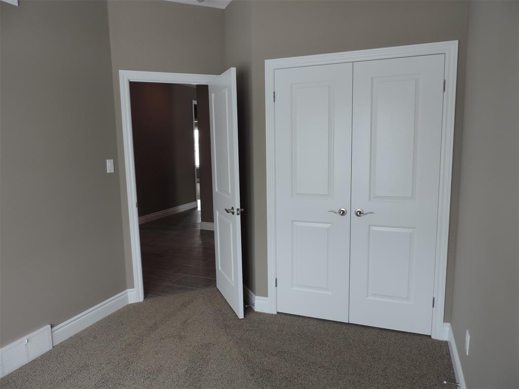648 Ketter Way, Plympton-Wyoming, Ontario, Canada